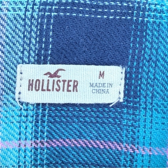 Hollister size Medium Teal Blue Plaid Long Sleeve Button Down Flannel Shirt - Picture 10 of 12